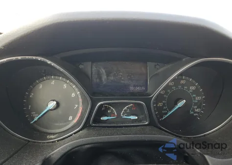 2013 Ford Focus Se из США, поврежденный, VIN 1FADP3F2XDL353170